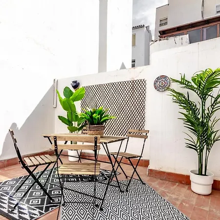 Wintowinrentals Your Steps From The Center Apartment *
