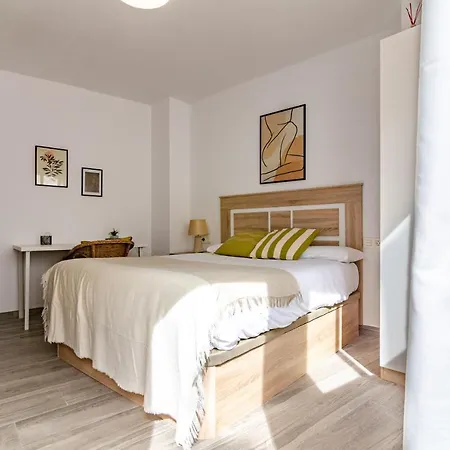 Wintowinrentals Your Steps From The Center * Malaga